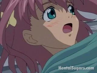 I madh jugged manga vajzë e pacipë duke diminutive kastor dorëshkathët dhe fërkim një i trashë johnson